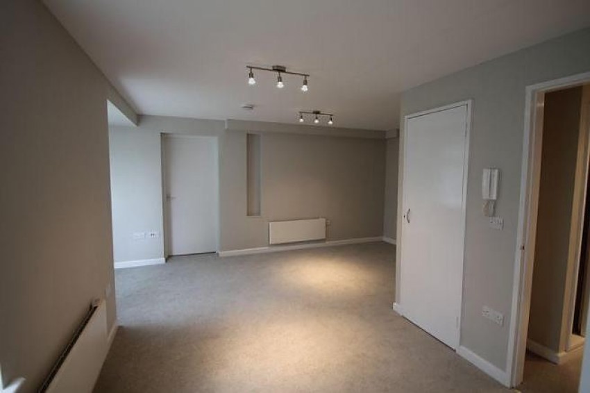 Images for Hartsbourne Road, Earley, Berkshire EAID:2640919782 BID:SLL