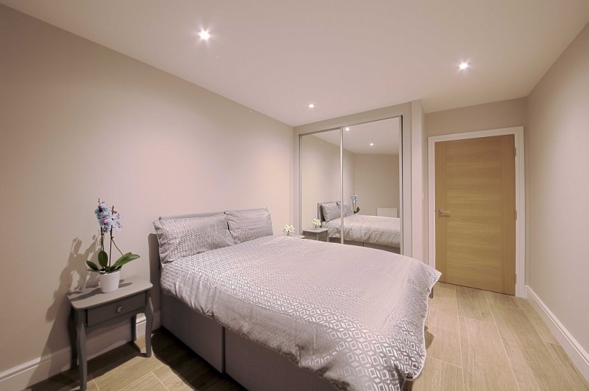 Images for Slough, Berkshire EAID:2640919782 BID:SLL