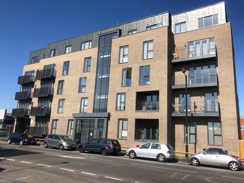 Images for Slough, Berkshire EAID:2640919782 BID:SLL