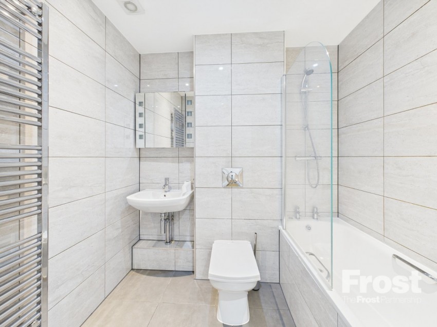 Images for Slough, Berkshire EAID:2640919782 BID:SLL