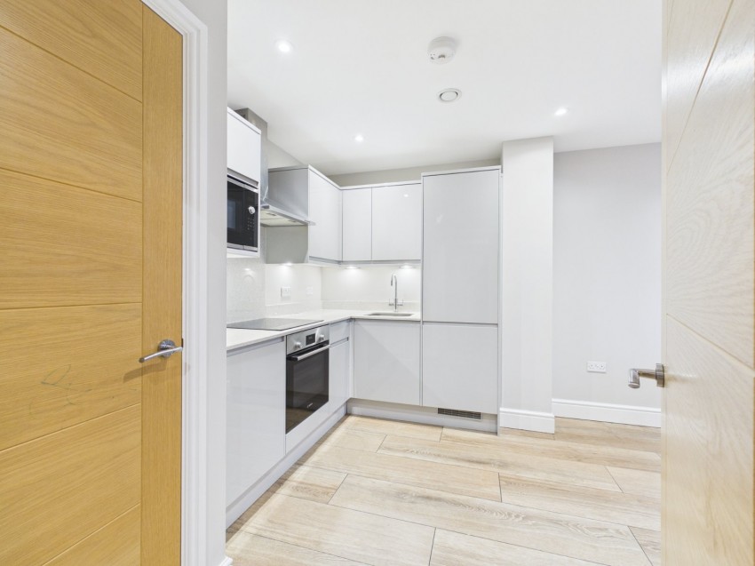 Images for Petersfield Avenue, Slough, Berkshire EAID:2640919782 BID:SLL