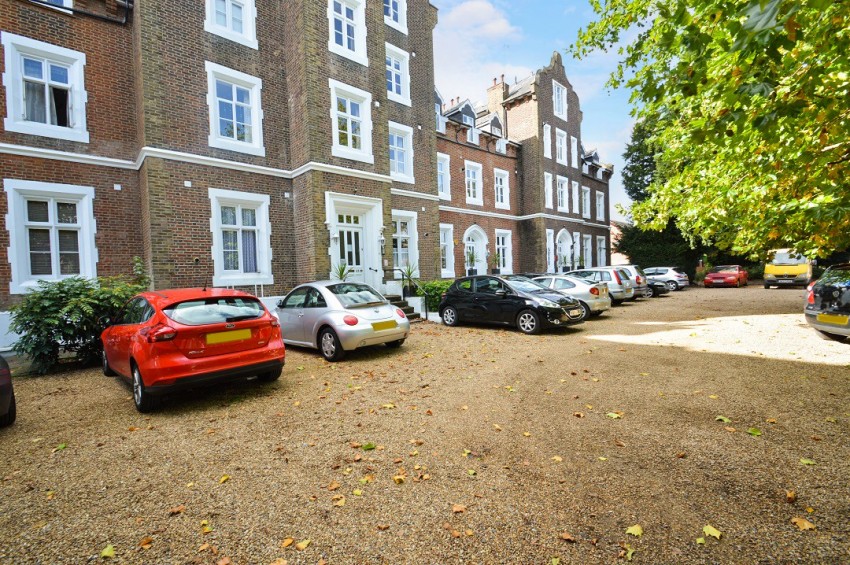 Images for Slough, Berkshire EAID:2640919782 BID:SLL