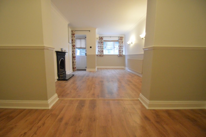 Images for Slough, Berkshire EAID:2640919782 BID:SLL
