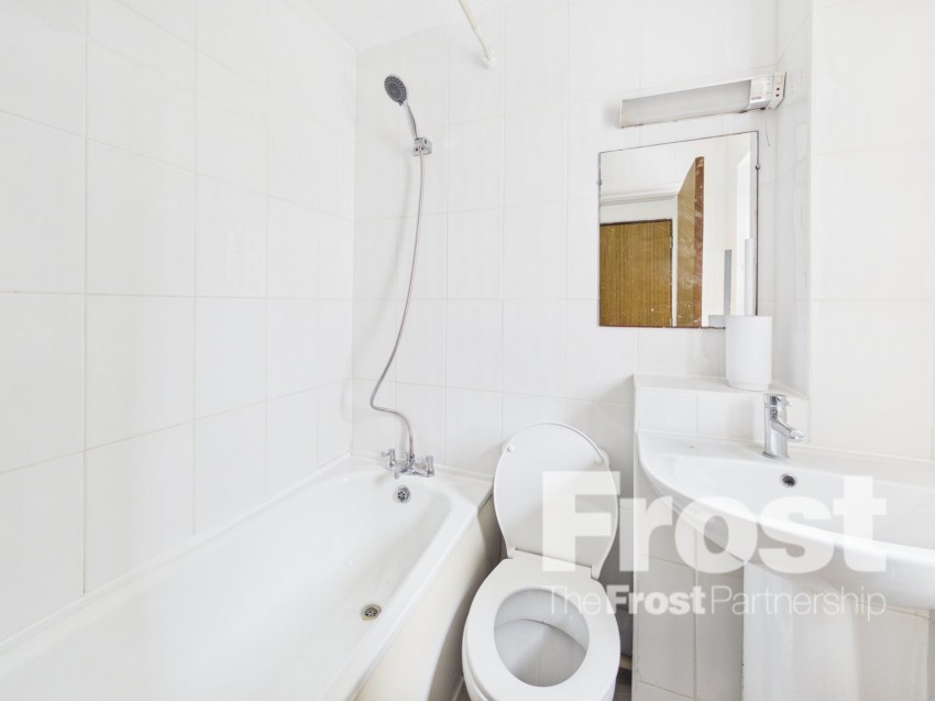 Images for Slough, Berkshire EAID:2640919782 BID:SLL