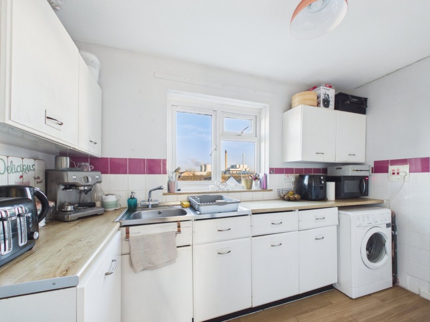 Images for Slough, Berkshire EAID:2640919782 BID:SLL