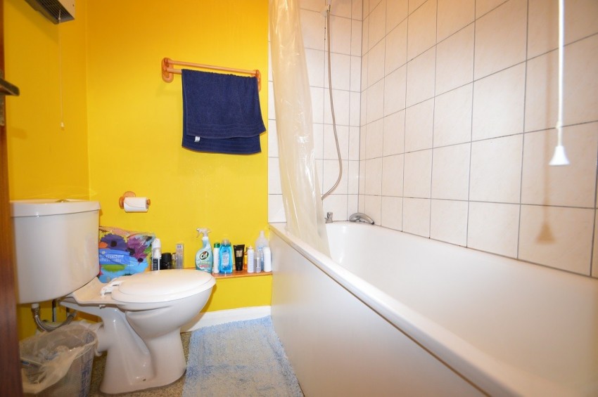 Images for Queens Road, Slough, Berkshire EAID:2640919782 BID:SLL