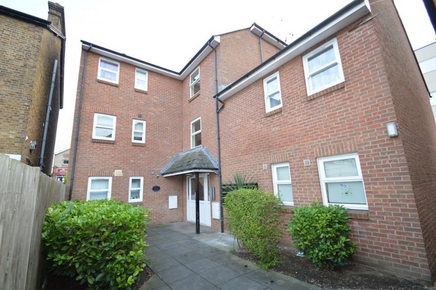 Images for Queens Road, Slough, Berkshire EAID:2640919782 BID:SLL