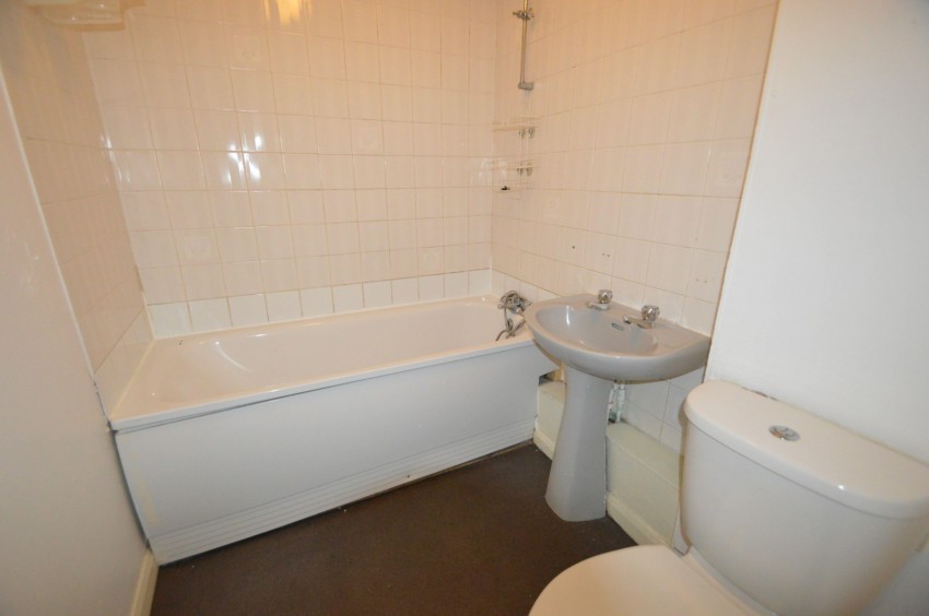 Images for Slough, Berkshire EAID:2640919782 BID:SLL