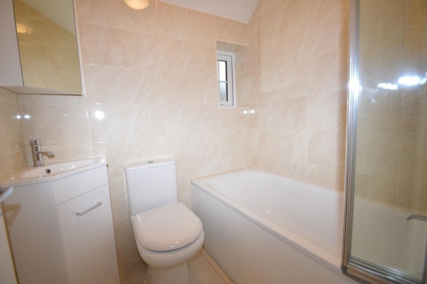 Images for Slough, Berkshire EAID:2640919782 BID:SLL