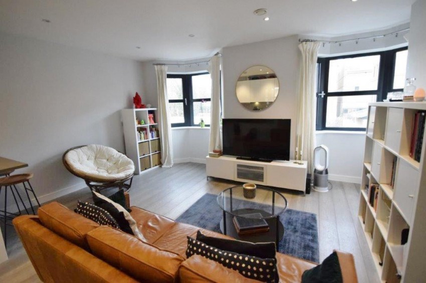 Images for The Grove, Slough, Berkshire EAID:2640919782 BID:SLL