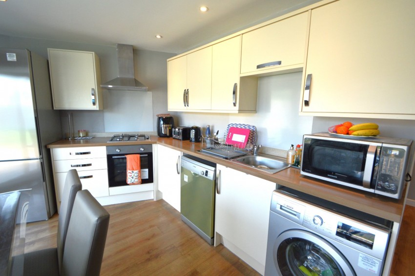 Images for Slough EAID:2640919782 BID:SLL