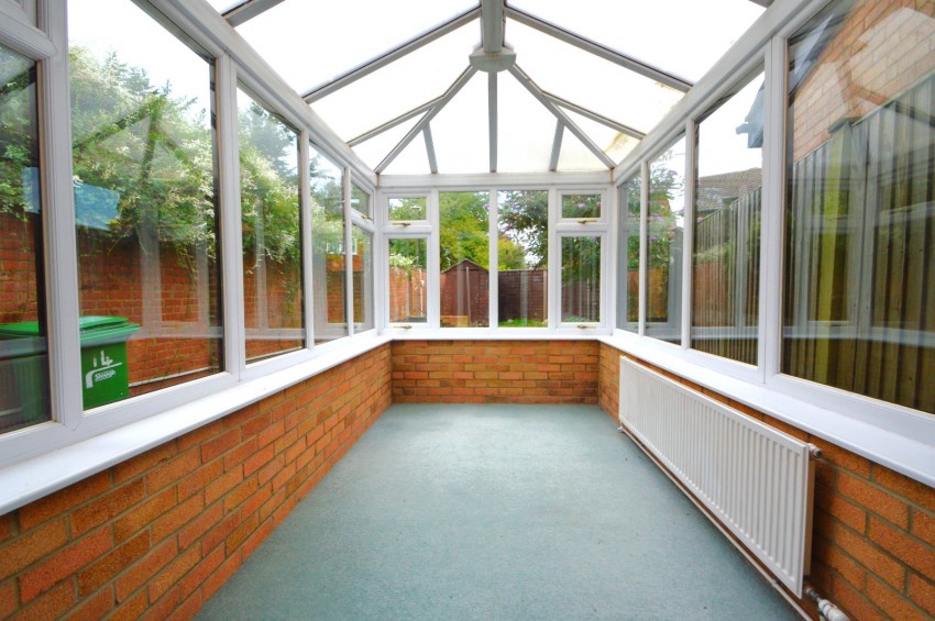 Images for Slough EAID:2640919782 BID:SLL