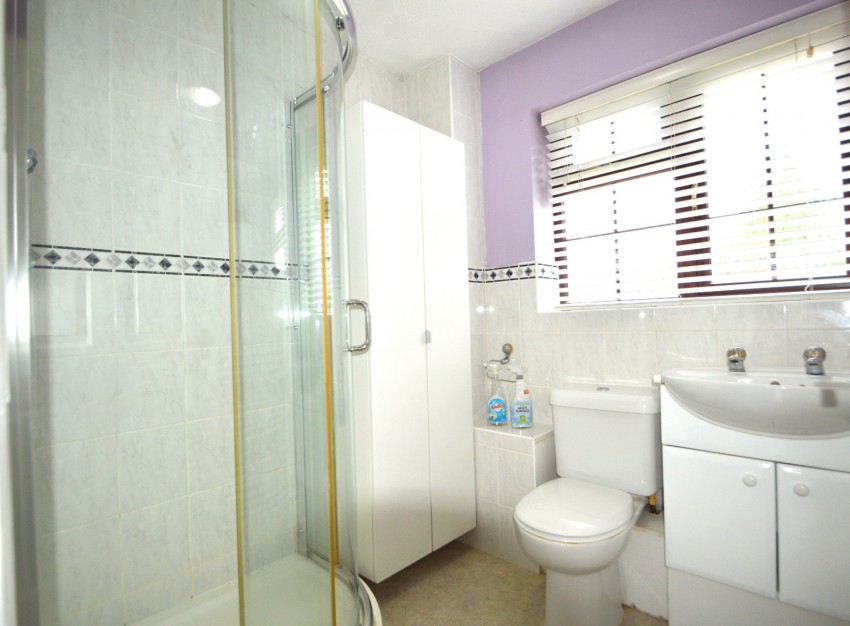 Images for Slough EAID:2640919782 BID:SLL