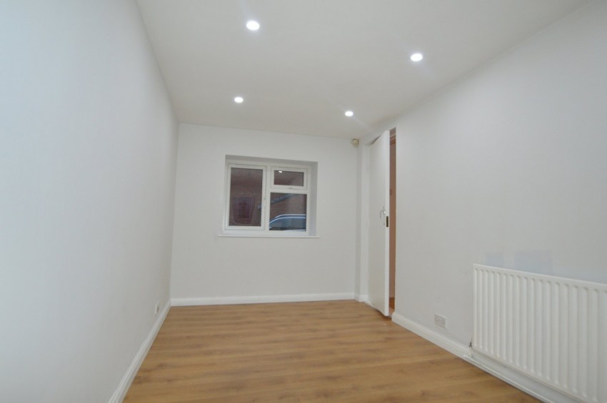 Images for Slough, Berkshire EAID:2640919782 BID:SLL