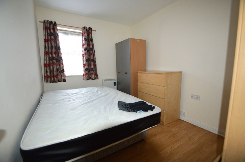 Images for Slough, Berkshire EAID:2640919782 BID:SLL