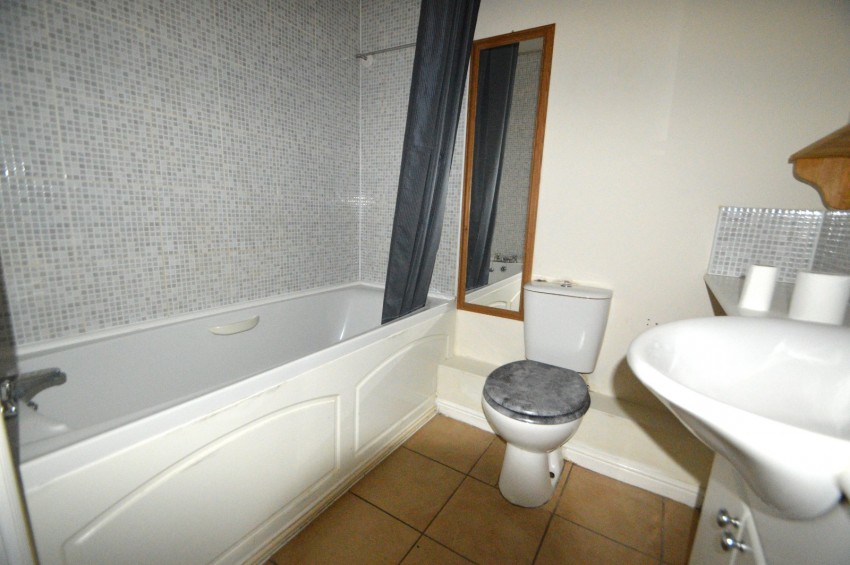 Images for Slough, Berkshire EAID:2640919782 BID:SLL