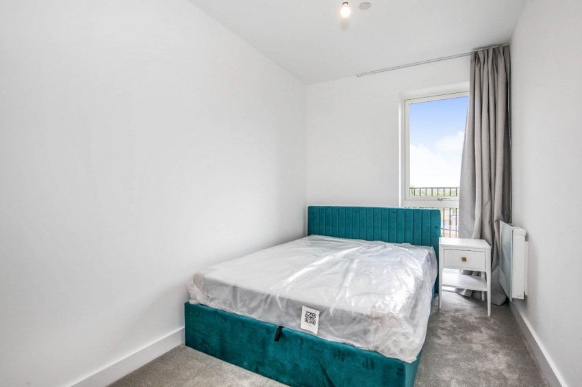 Images for Kew Bridge Road, Brentford EAID:2640919782 BID:SLL