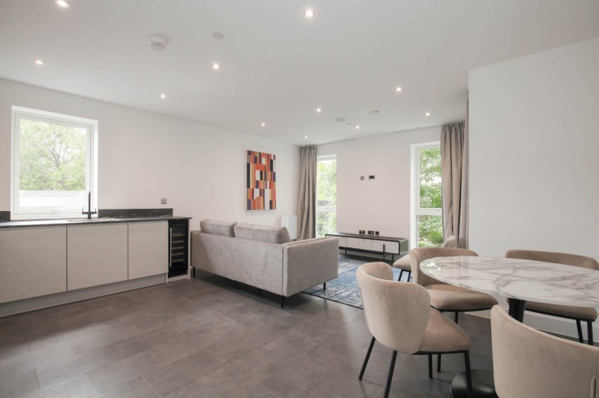 Images for Brentford EAID:2640919782 BID:SLL