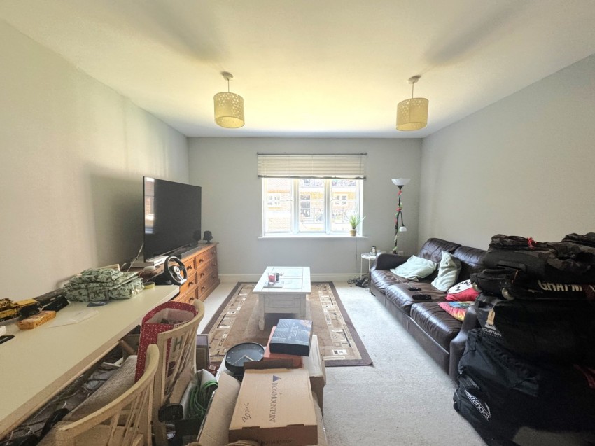 Images for Slough, Berkshire EAID:2640919782 BID:SLL