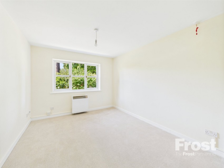 Images for Slough, Berkshire EAID:2640919782 BID:SLL
