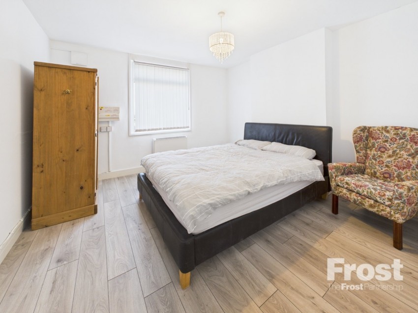 Images for Slough, Berkshire EAID:2640919782 BID:SLL