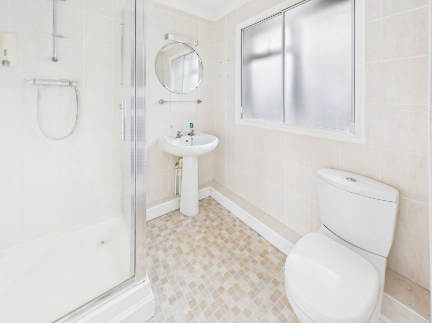 Images for Colnbrook, Slough, Berkshire EAID:2640919782 BID:LAL