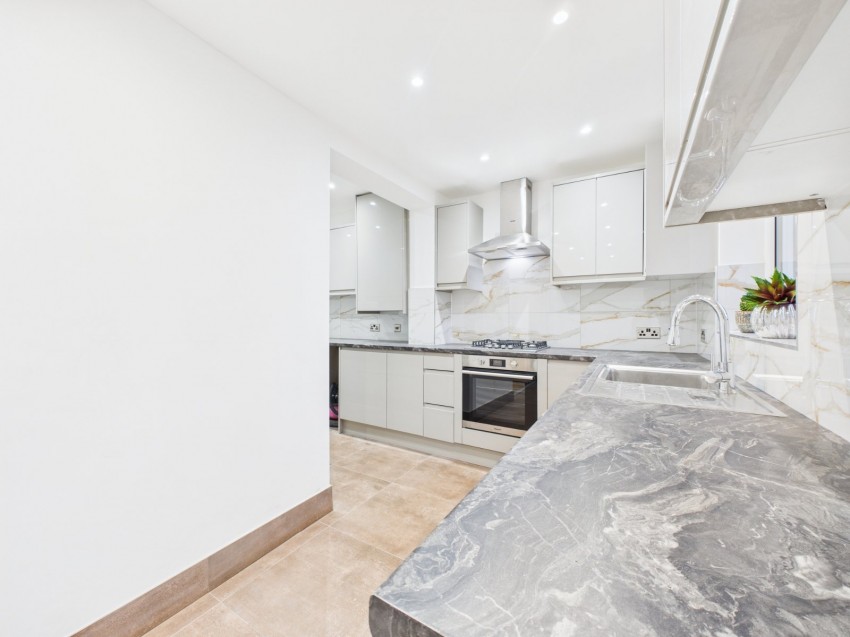 Images for Slough, Berkshire EAID:2640919782 BID:LAL