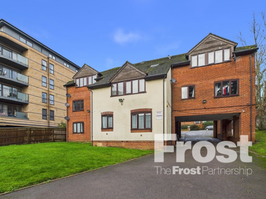 Images for Slough, Berkshire EAID:2640919782 BID:SLL