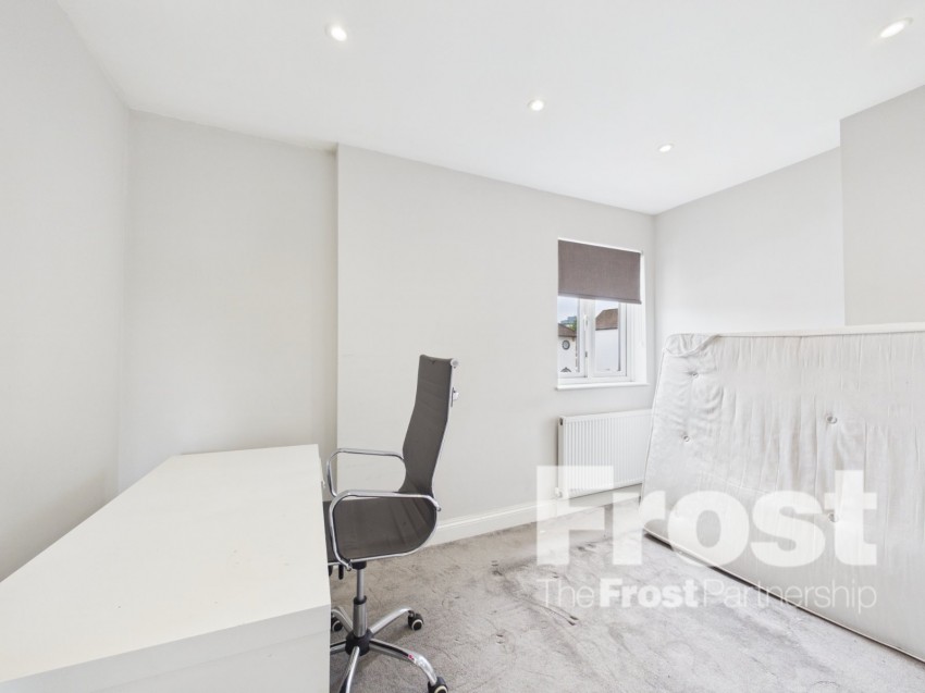 Images for Uxbridge EAID:2640919782 BID:LAL