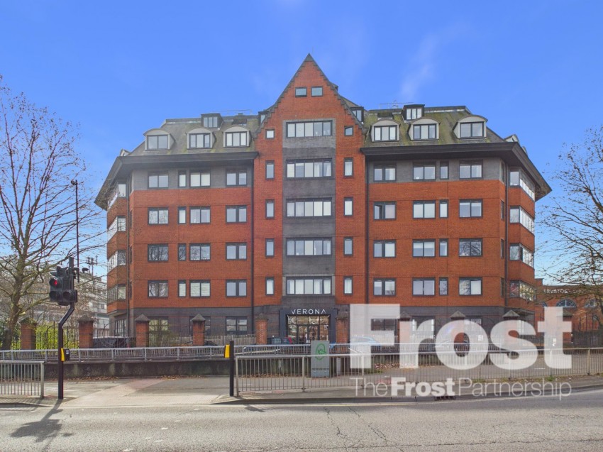 Images for Slough EAID:2640919782 BID:SLL