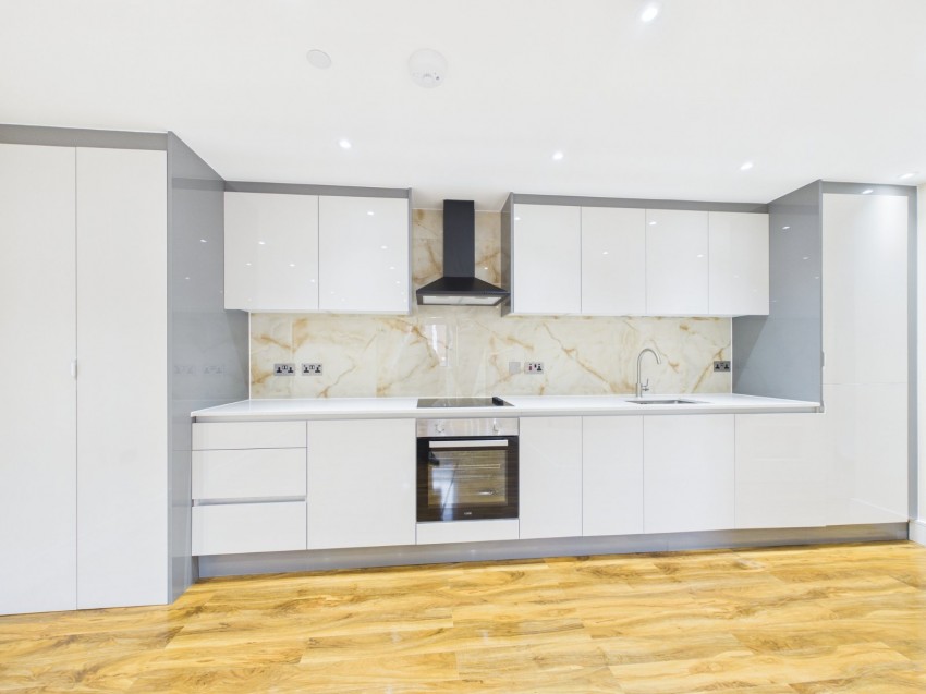 Images for Slough, Berkshire EAID:2640919782 BID:SLL