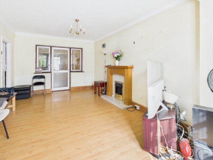 Images for Slough, Berkshire EAID:2640919782 BID:SLO
