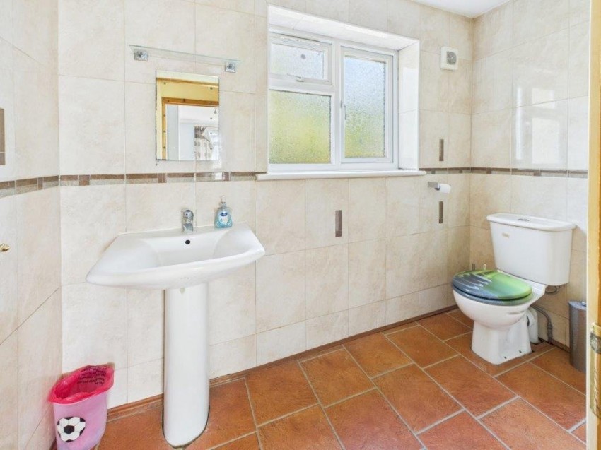 Images for Slough, Berkshire EAID:2640919782 BID:SLO