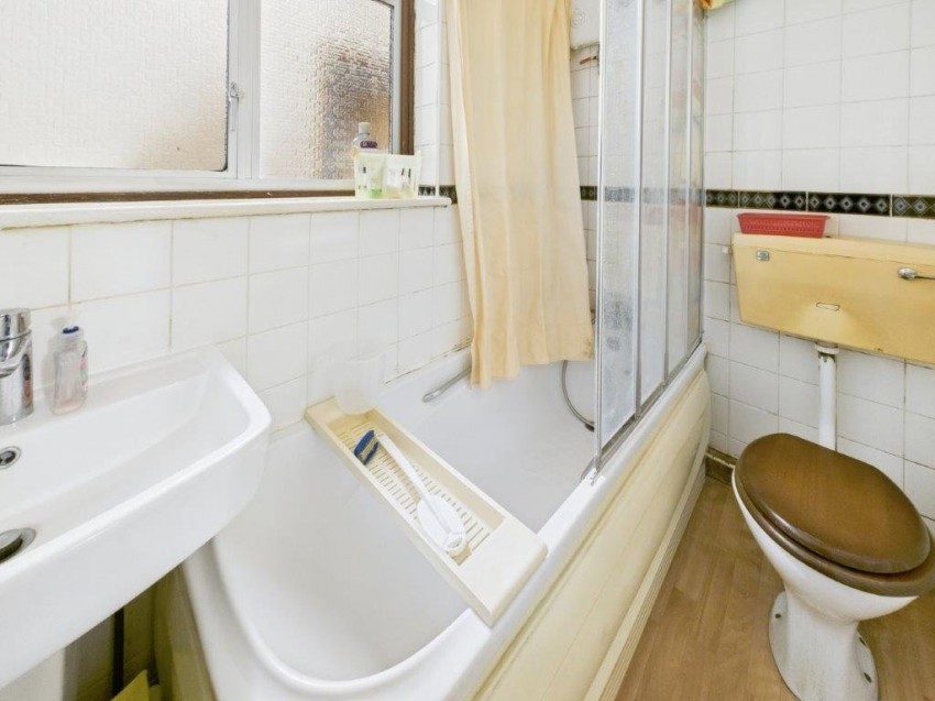 Images for Slough, Berkshire EAID:2640919782 BID:SLO