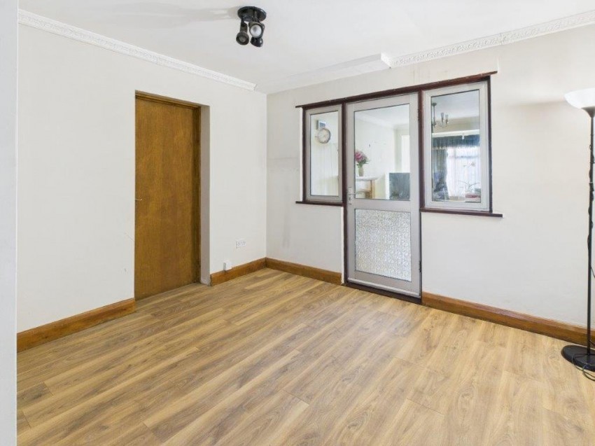 Images for Slough, Berkshire EAID:2640919782 BID:SLO