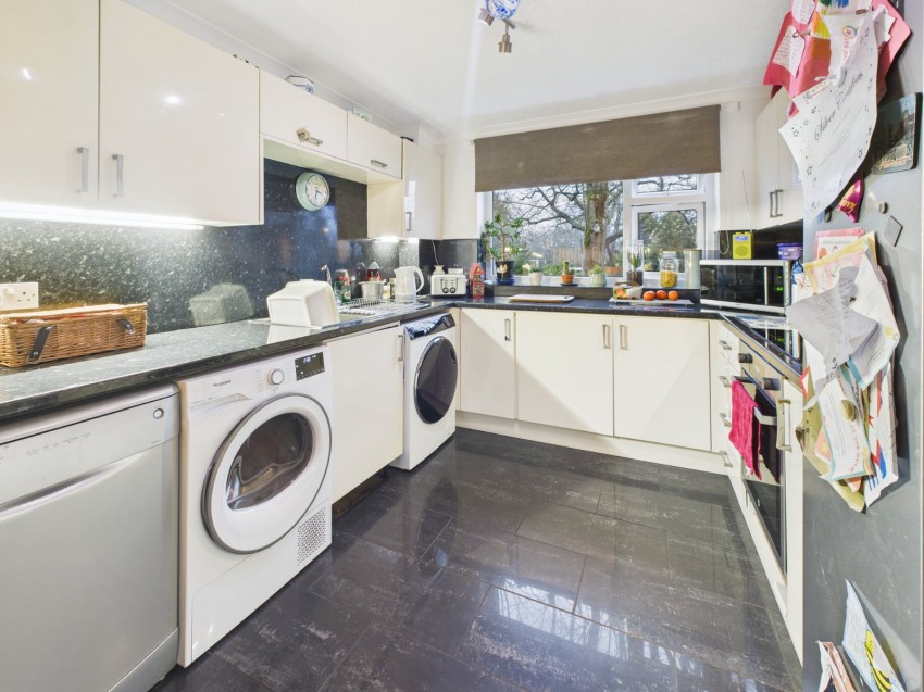 Images for Slough, Berkshire EAID:2640919782 BID:SLO