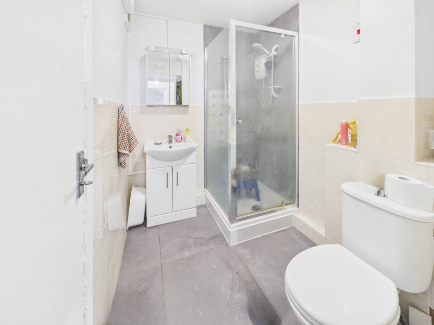 Images for Slough, Berkshire EAID:2640919782 BID:SLO