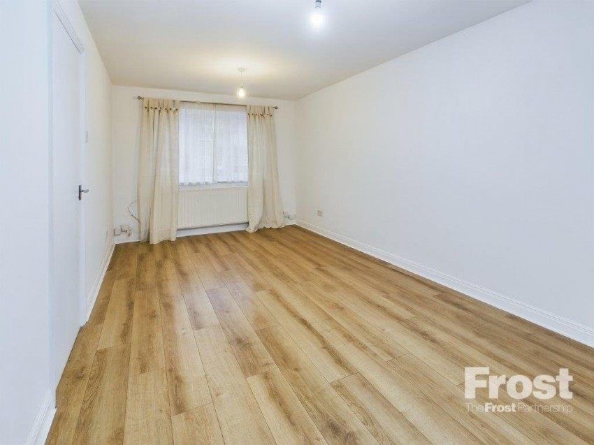 Images for Slough, Berkshire EAID:2640919782 BID:SLO