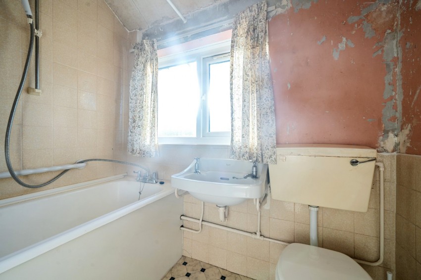 Images for Slough, Berkshire EAID:2640919782 BID:SLO