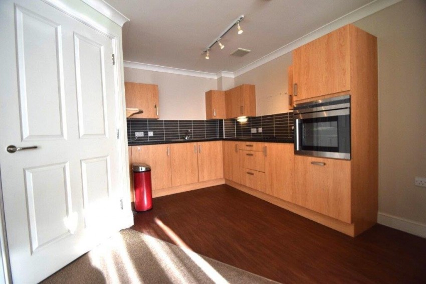 Images for Slough, Berkshire EAID:2640919782 BID:SLO