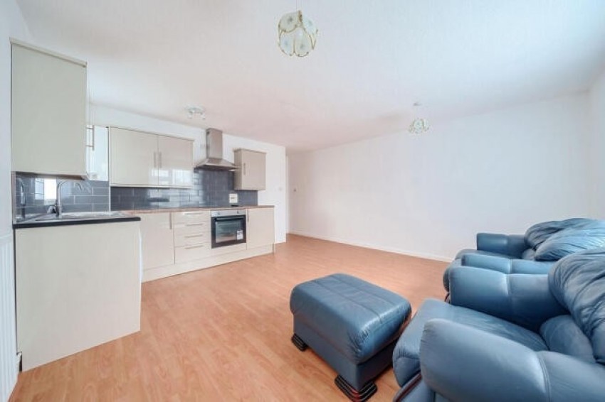 Images for Slough, Berkshire EAID:2640919782 BID:SLO