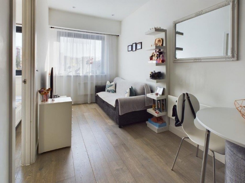 Images for Slough, Berkshire EAID:2640919782 BID:SLO