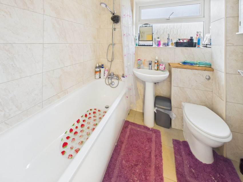 Images for Slough, Berkshire EAID:2640919782 BID:SLO