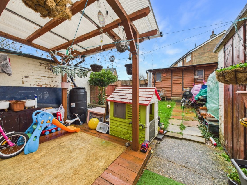 Images for Slough, Berkshire EAID:2640919782 BID:SLO