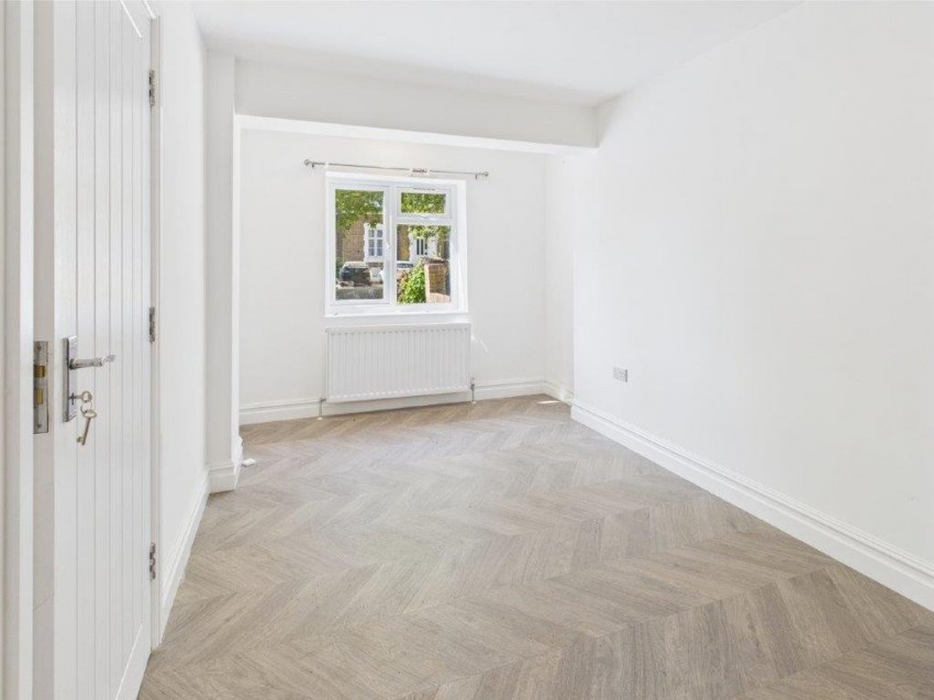 Images for Slough, Berkshire EAID:2640919782 BID:SLO