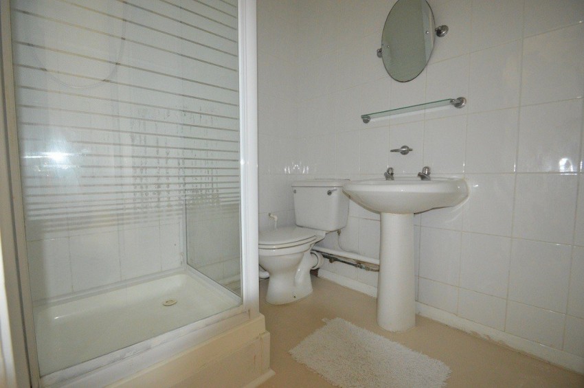 Images for Slough, Berkshire EAID:2640919782 BID:SLO