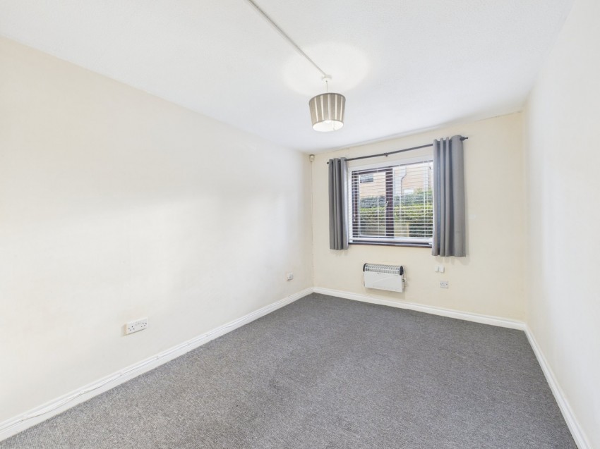 Images for Victoria Street, Slough, Berkshire EAID:2640919782 BID:SLO