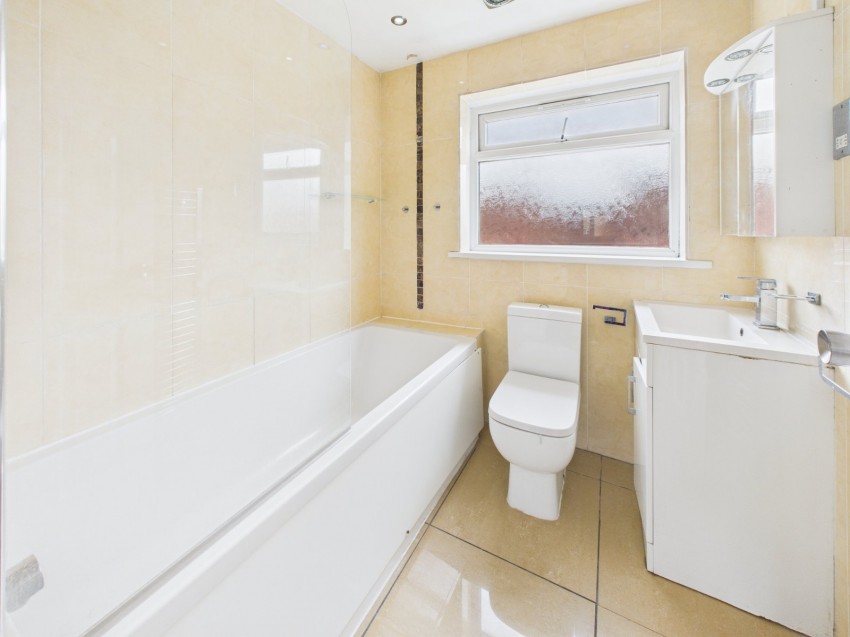 Images for Slough, Berkshire EAID:2640919782 BID:SLO