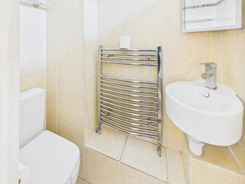 Images for Slough, Berkshire EAID:2640919782 BID:SLO