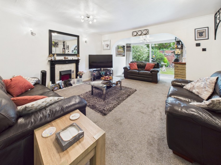 Images for Cippenham, Berkshire EAID:2640919782 BID:SLO